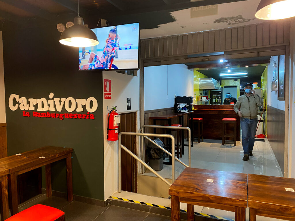 RESTAURANTE_HAMBURGUESERIA